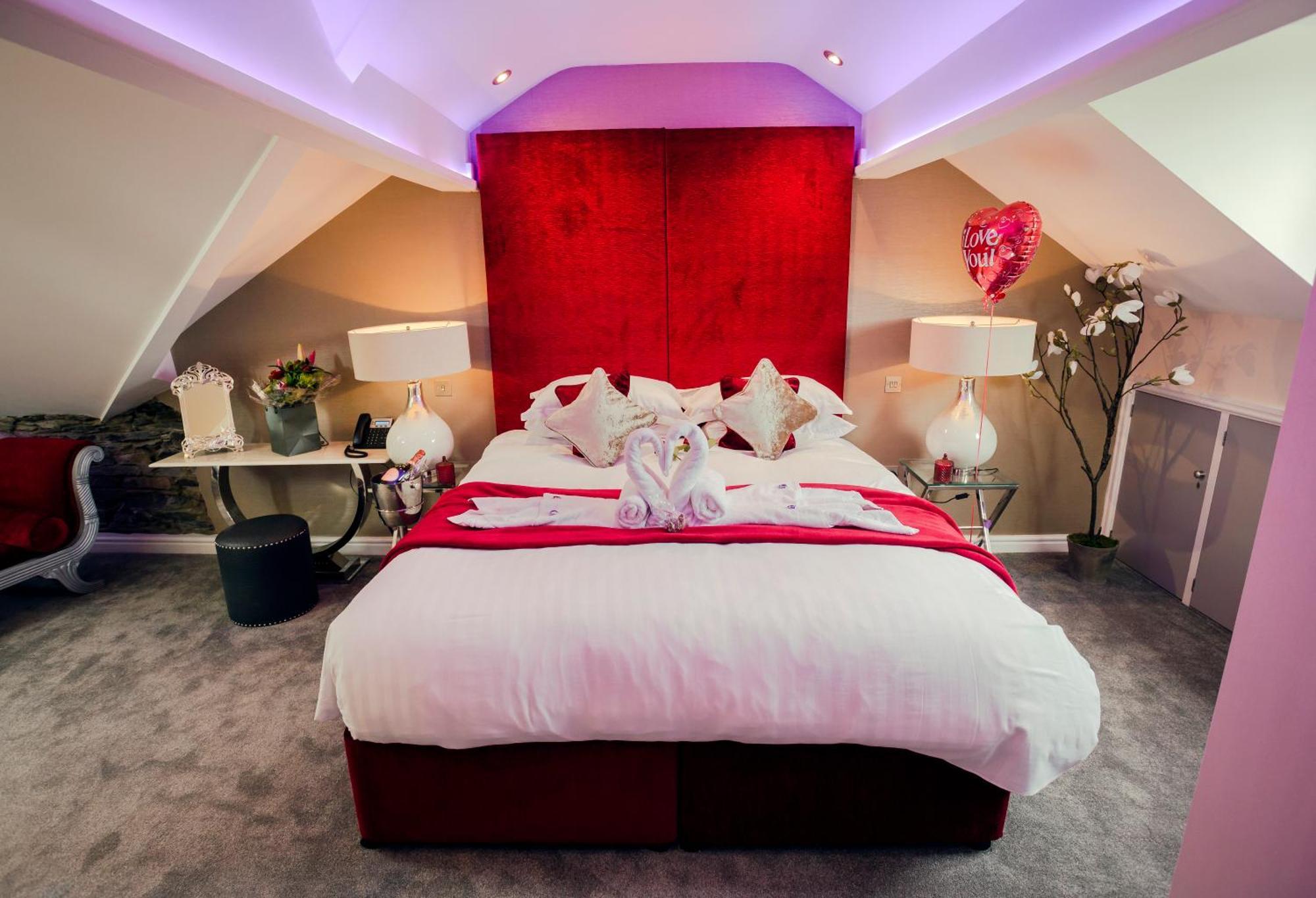 Aphrodites Group - Luxury Hot Tub Suites In Central Lake District! Bowness-on-Windermere Exterior photo